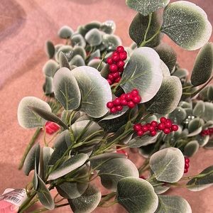 NWT 5pc Greenery & Red Berry Bush Artificial Floral arrangements sticks